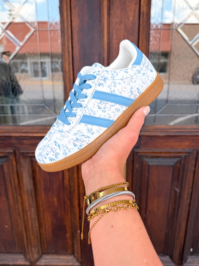 Field Dream Sneakers