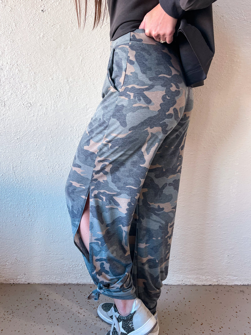 AO Joggers - Camo