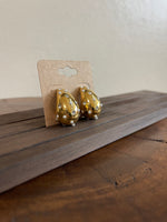 Earrings E1