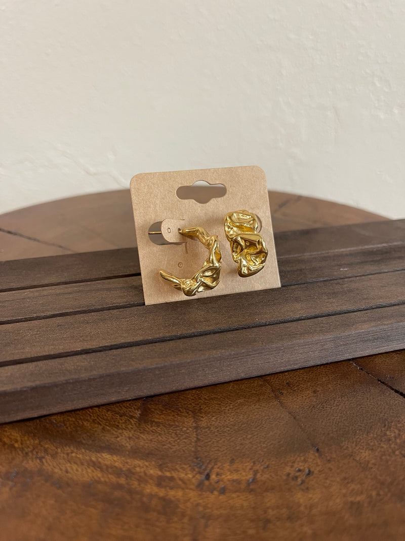Earrings T